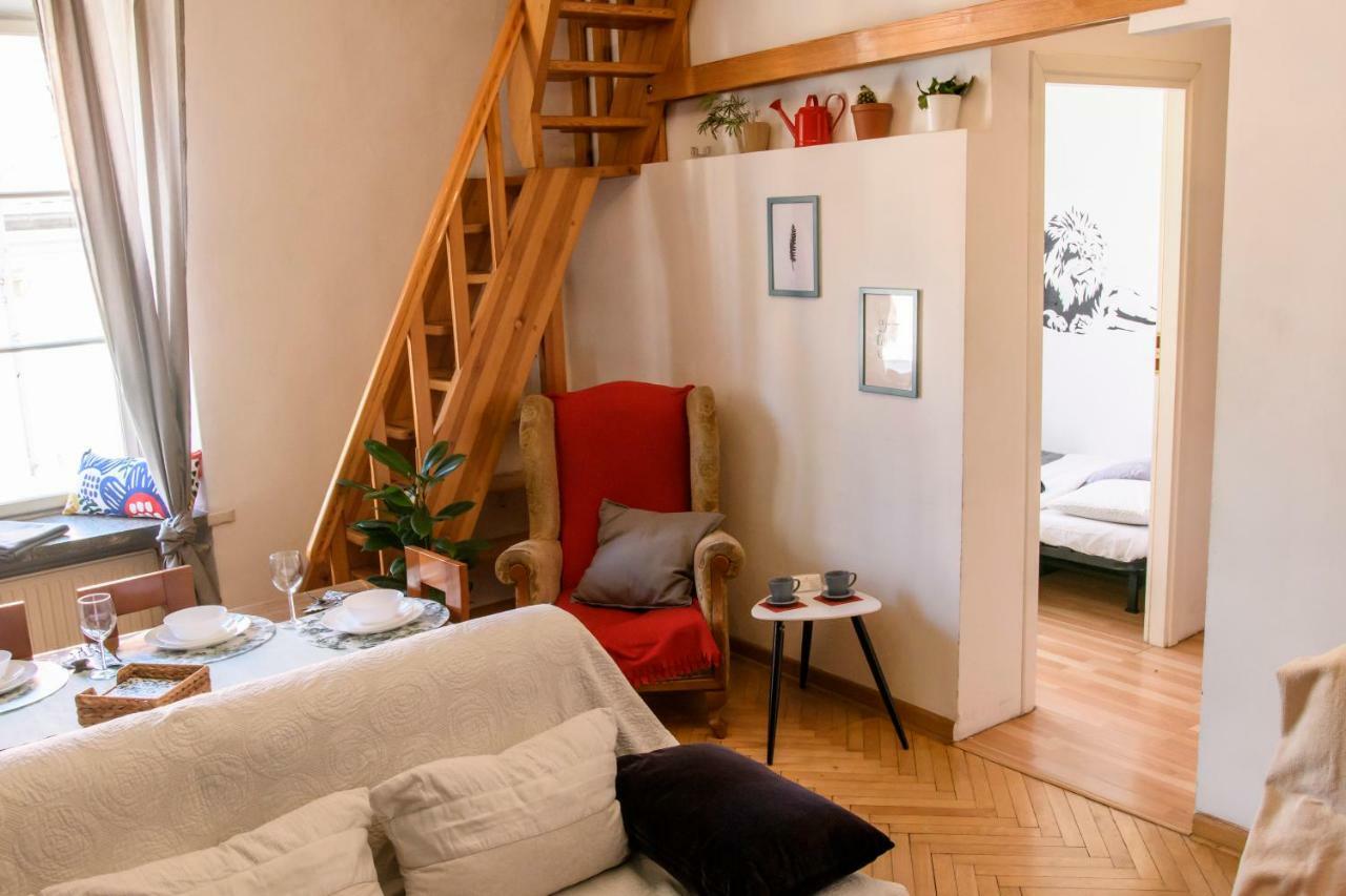 Old Town Folk Apartment Warszawa Exteriör bild